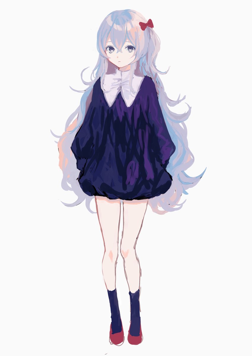 1girl bad_id bad_twitter_id bangs bow closed_mouth crossed_bangs dress full_body grey_hair hair_between_eyes hair_bow hands_in_pockets highres long_hair looking_at_viewer one_side_up original p2_(uxjzz) purple_dress purple_legwear red_bow red_footwear shoes short_dress simple_background socks solo standing very_long_hair violet_eyes wavy_hair white_background