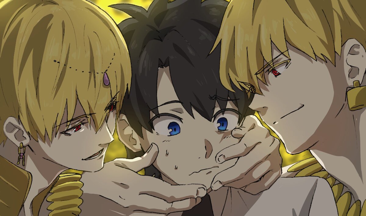 3boys blonde_hair blue_eyes bracelet brown_hair closed_mouth commentary_request dual_persona earrings embarrassed eyebrows_visible_through_hair fate/grand_order fate_(series) fujimaru_ritsuka_(male) gilgamesh gilgamesh_(caster)_(fate) hair_between_eyes hand_on_another's_face headpiece jewelry lock lock_earrings looking_down mi_(pic52pic) multiple_boys necklace padlock red_eyes smile sweatdrop yaoi