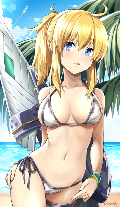 1girl ahoge artoria_pendragon_(all) bangs bare_shoulders beach bikini blonde_hair blue_eyes blue_sky breasts cleavage clouds commentary day eyebrows_visible_through_hair fate/grand_order fate_(series) groin hair_between_eyes horizon lance long_hair medium_breasts mysterious_heroine_xx_(foreigner) navel ocean outdoors palm_tree polearm ponytail sand side-tie_bikini sidelocks sky solo swimsuit tree twitter_username tyone water weapon white_bikini wristband