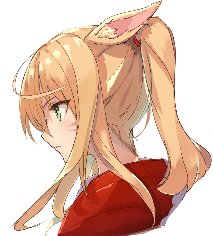 1girl animal_ears blonde_hair cat_ears facial_mark final_fantasy final_fantasy_xiv from_side green_eyes long_hair miqo'te ponytail profile simple_background solo tota_(sizukurubiks) upper_body white_background