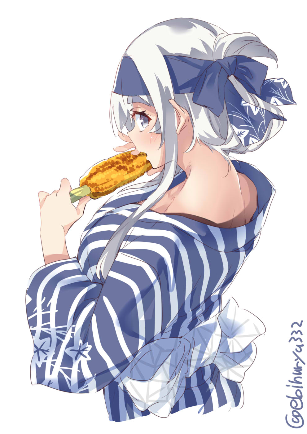 1girl blue_eyes blue_kimono blush breasts cleavage corn eating ebifurya eyebrows_visible_through_hair floral_print folded_ponytail food from_above from_behind headband highres holding holding_food japanese_clothes kamoi_(kantai_collection) kantai_collection kimono large_breasts long_hair long_sleeves looking_at_viewer looking_back nape obi sash simple_background solo twitter_username white_background white_hair yukata