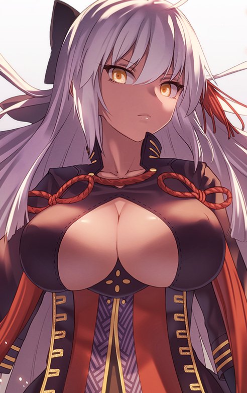 1girl ahoge bangs black_bow black_coat bow breasts cleavage cleavage_cutout closed_mouth commentary_request dark_skin erect_nipples eyebrows_visible_through_hair fate/grand_order fate_(series) hair_between_eyes hair_bow hair_ribbon high_collar ibuki_notsu koha-ace large_breasts long_hair looking_at_viewer okita_souji_(alter)_(fate) okita_souji_(fate)_(all) ribbon sidelocks solo tassel tied_hair upper_body very_long_hair white_background white_hair yellow_eyes