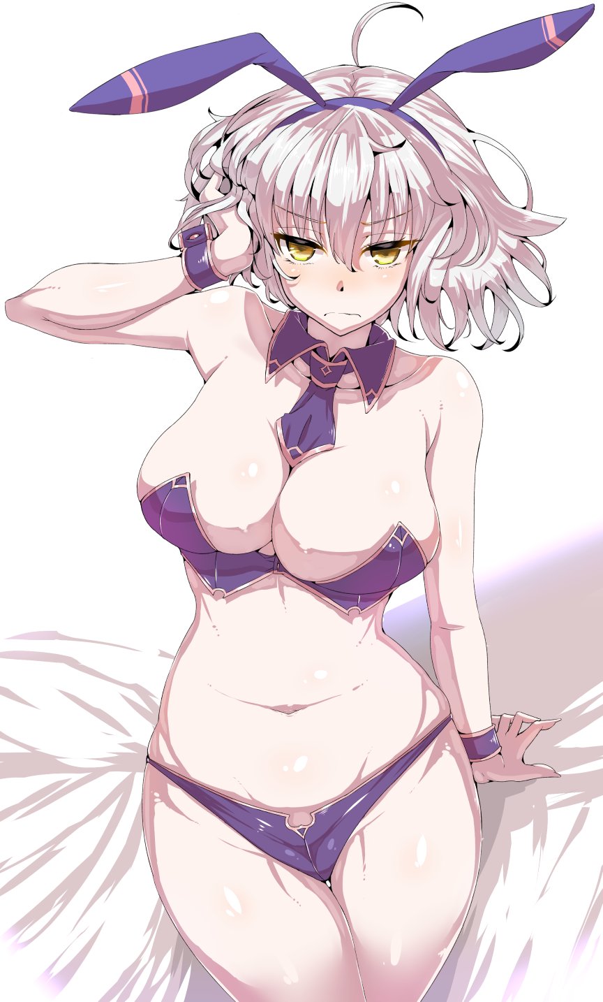 1girl animal_ears bangs bed_sheet breasts bunnysuit cleavage commentary_request cowboy_shot detached_collar eyebrows_visible_through_hair fate/grand_order fate_(series) frown hair_between_eyes highres jeanne_d'arc_(alter)_(fate) jeanne_d'arc_(fate)_(all) large_breasts looking_at_viewer messy_hair navel rabbit_ears silver_hair simple_background solo tsurime wakura_(gcdan) white_background wrist_cuffs yellow_eyes