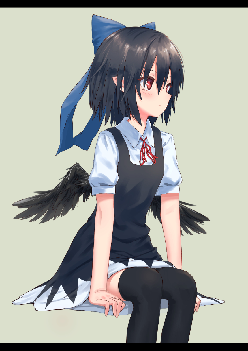 1girl arm_support bangs black_dress black_hair black_legwear black_wings blue_bow blush bow cirno cirno_(cosplay) commentary_request cosplay dress eyebrows_visible_through_hair feathered_wings feet_out_of_frame grey_background hair_between_eyes hair_bow highres letterboxed neck_ribbon pinafore_dress pointy_ears puffy_short_sleeves puffy_sleeves red_eyes red_neckwear red_ribbon ribbon roke_(taikodon) shameimaru_aya shirt short_hair short_sleeves simple_background sitting solo thigh-highs touhou white_shirt wing_collar wings zettai_ryouiki