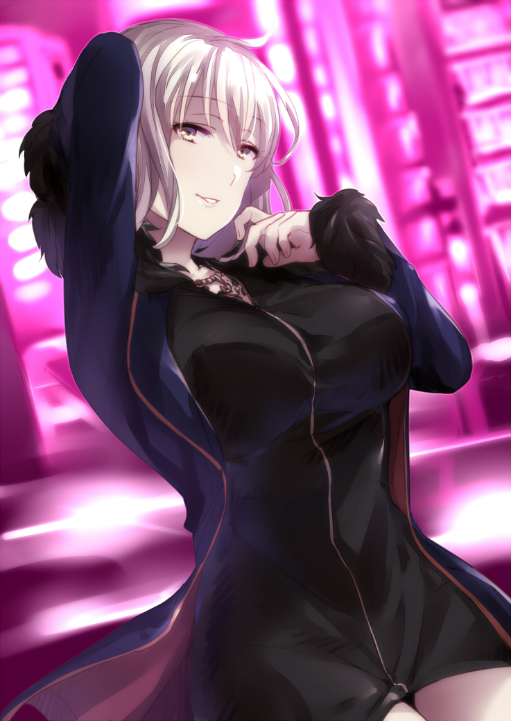 1girl ahoge arm_up bangs blurry blurry_background breasts commentary_request eyebrows_visible_through_hair fate_(series) fur-trimmed_sleeves fur_collar fur_trim hand_up head_tilt jeanne_d'arc_(alter)_(fate) jeanne_d'arc_(fate)_(all) juurouta large_breasts long_sleeves looking_at_viewer pink_background short_hair silver_hair solo tsurime yellow_eyes