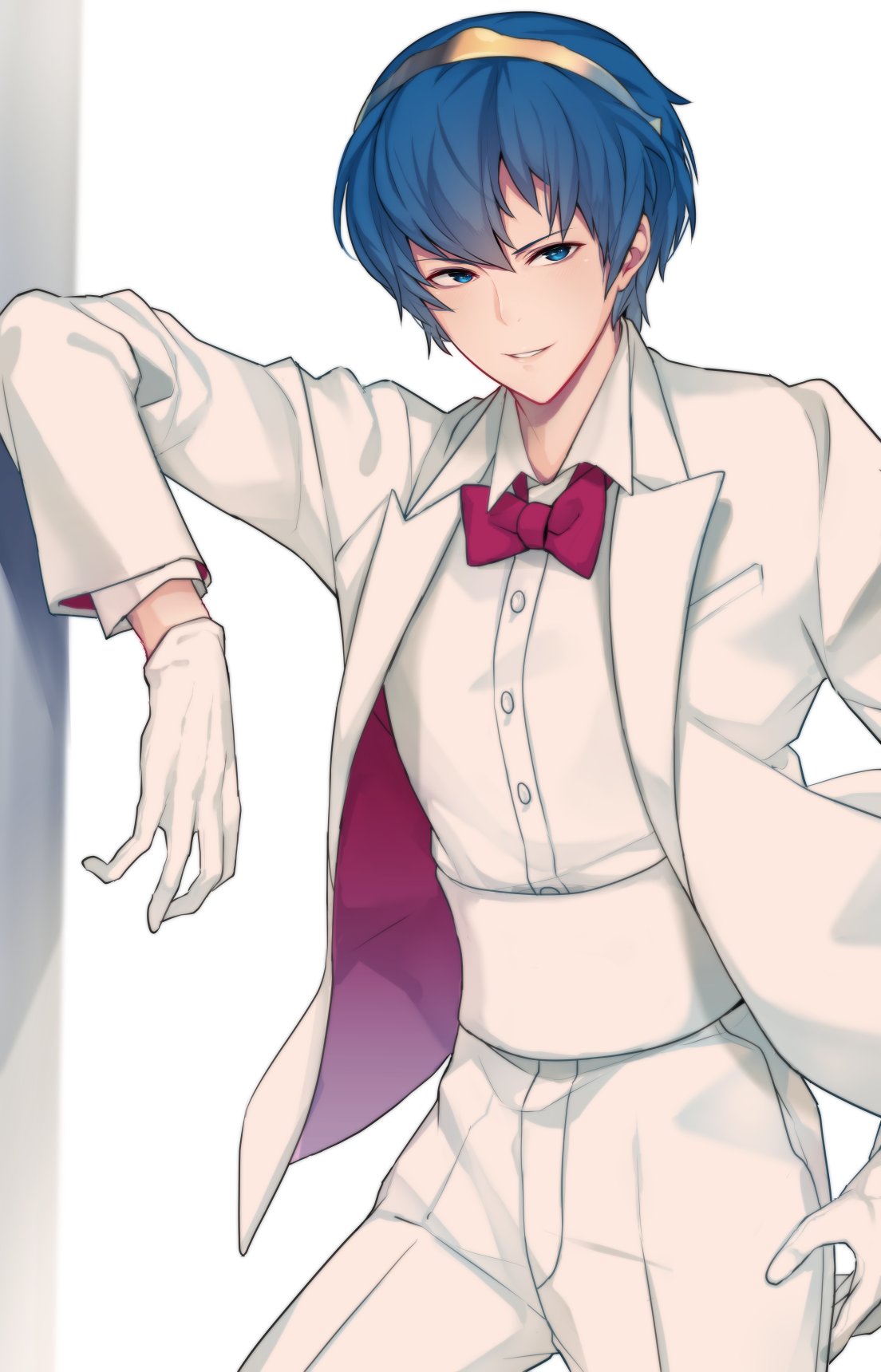 1boy blue_eyes blue_hair fire_emblem fire_emblem:_mystery_of_the_emblem fire_emblem_heroes formal gloves groom highres looking_at_viewer male_focus marth messatsu_tan nintendo short_hair simple_background smile solo suit tiara tuxedo white_suit
