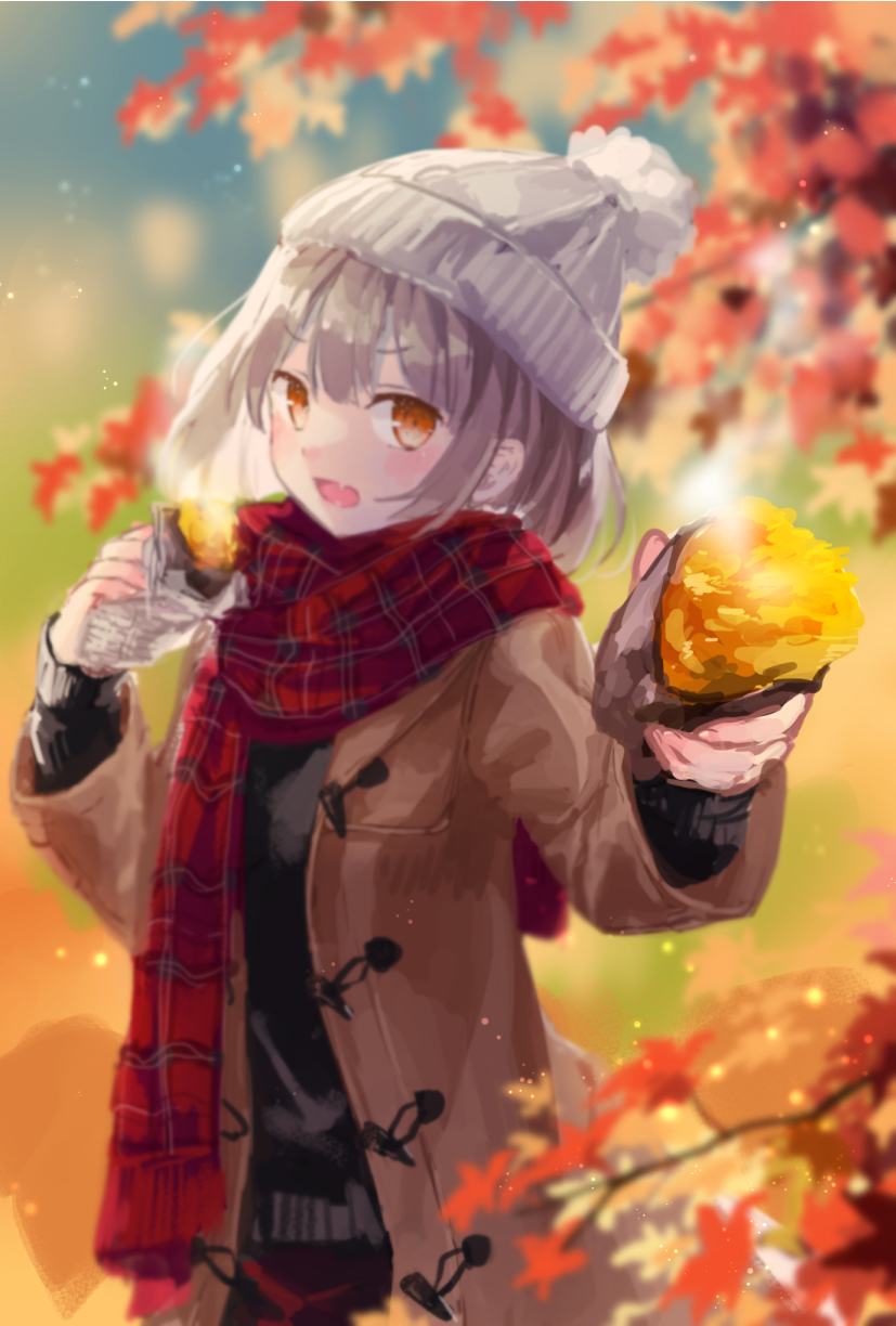 1girl :d autumn autumn_leaves bangs beanie blurry blurry_background blush coat commentary_request cowboy_shot eyebrows_visible_through_hair fang food giving grey_hair hat highres holding holding_food long_sleeves looking_at_viewer open_mouth orange_eyes original outstretched_arm plaid plaid_scarf pom_pom_(clothes) scarf short_hair smile solo standing steam sweater sweet_potato yakiimo yumeichigo_alice