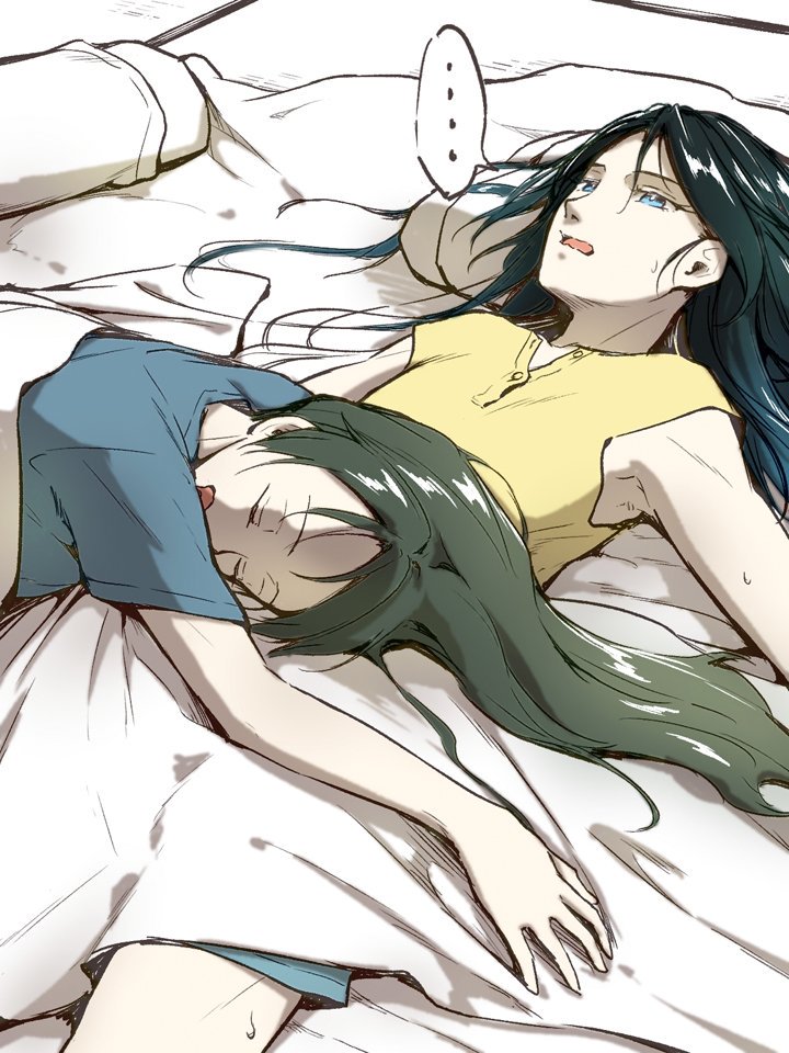 2girls black_hair blue_eyes casual futon green_hair kantai_collection katsuragi_(kantai_collection) long_hair lying_on_person multiple_girls pillow sleeping sleeveless sweat zuikaku_(kantai_collection)