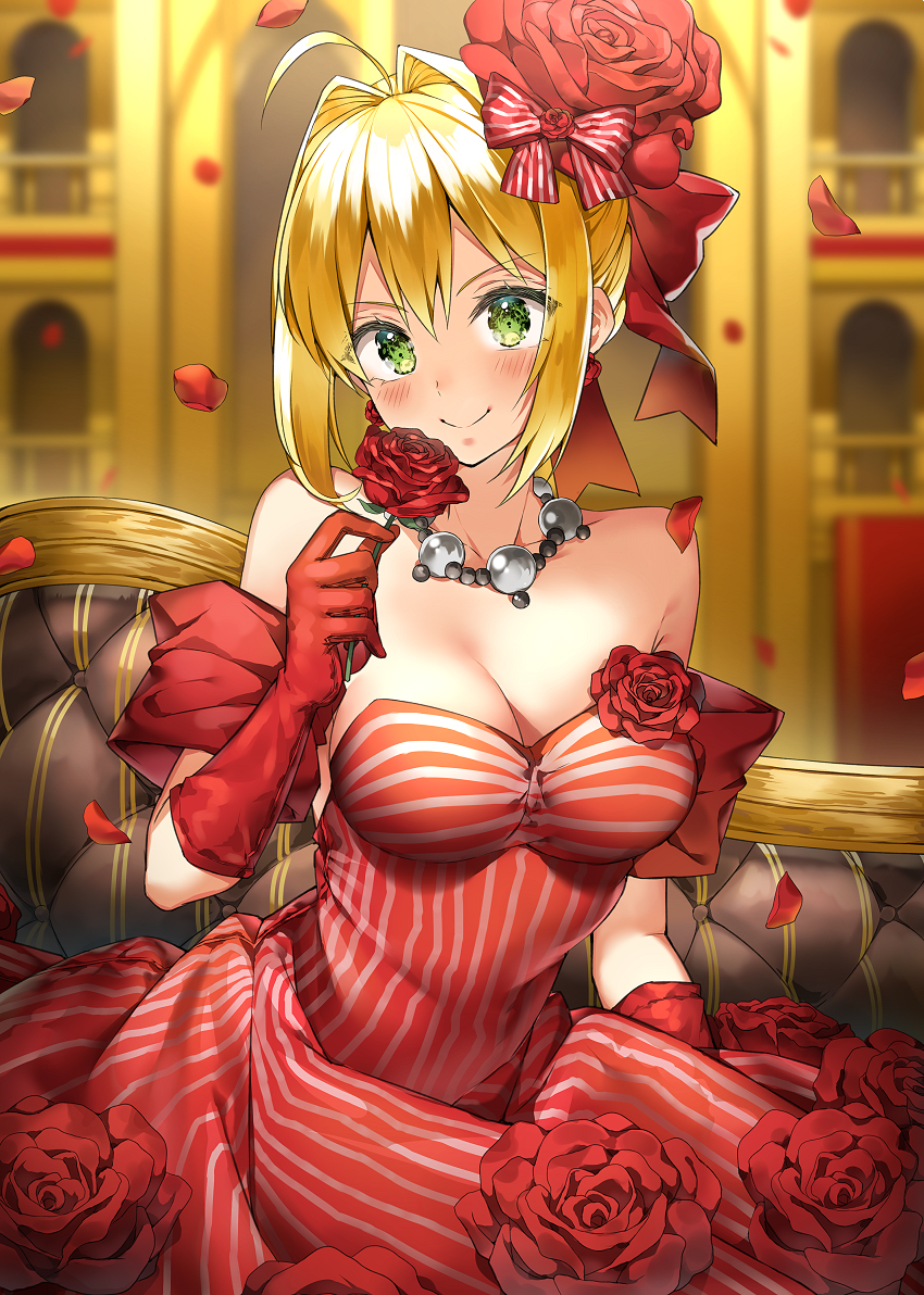 1girl ahoge alternate_costume bare_shoulders blonde_hair bow closed_mouth collarbone dress fate/grand_order fate_(series) flower gloves green_eyes h_shai hair_bow hair_flower hair_intakes hair_ornament holding holding_flower idol_emperor jewelry looking_at_viewer necklace nero_claudius_(fate) nero_claudius_(fate)_(all) petals pinstripe_pattern red_bow red_flower red_gloves red_rose rose rose_petals short_hair smile solo strapless strapless_dress striped striped_bow upper_body