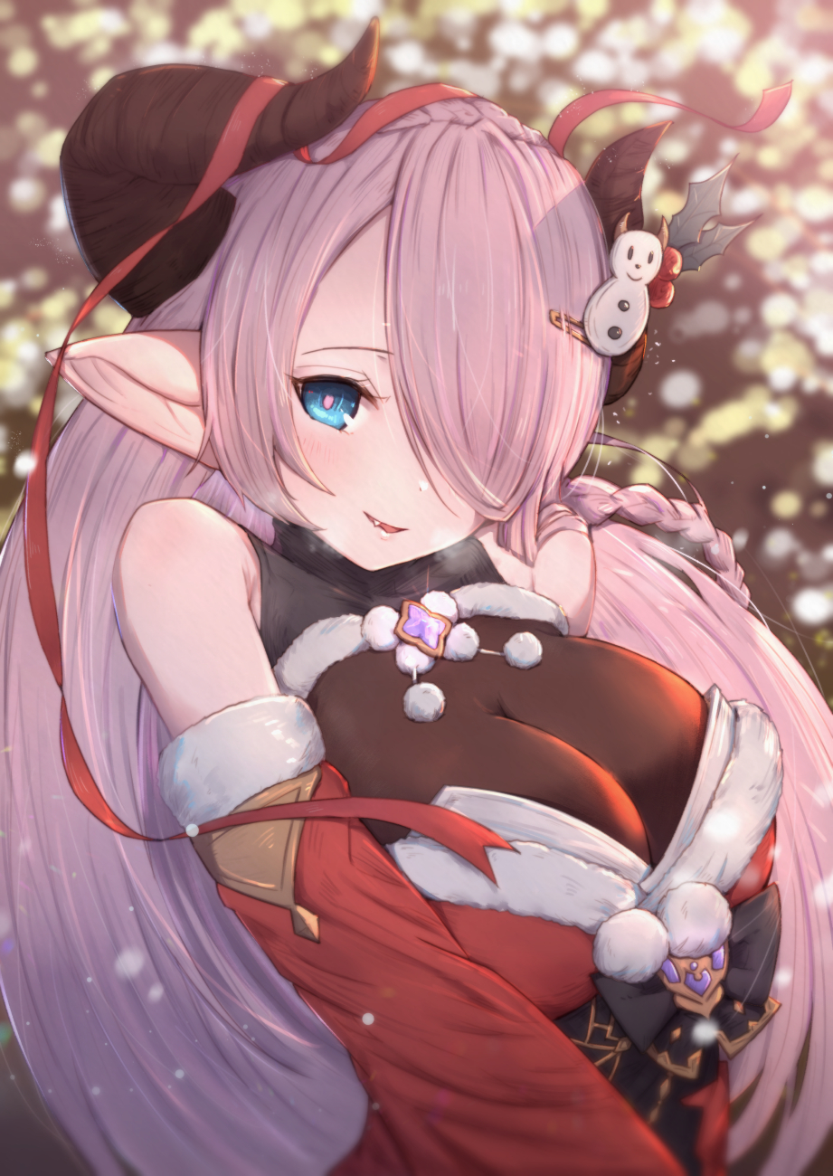 1girl bare_shoulders blue_eyes blush braid breasts commentary_request detached_sleeves draph fang fur_trim granblue_fantasy hair_ornament hair_over_one_eye hairclip highres horns large_breasts lips long_hair looking_at_viewer mistletoe narmaya_(granblue_fantasy) obi parted_lips pointy_ears pom_pom_(clothes) red_ribbon revision ribbon sash smile snowman_hair_ornament solo uneg upper_body