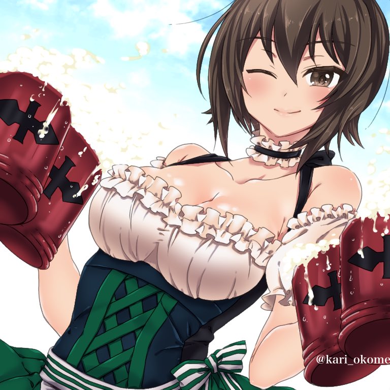 1girl alcohol bangs beer beer_mug black_choker blue_sky breasts brown_eyes brown_hair choker cleavage closed_mouth clouds cloudy_sky commentary day dirndl dress dutch_angle emblem eyebrows_visible_through_hair frilled_choker frills froth german_clothes girls_und_panzer green_dress holding kari_okome looking_at_viewer medium_breasts nishizumi_maho one_eye_closed outdoors short_hair sky smile solo standing upper_body