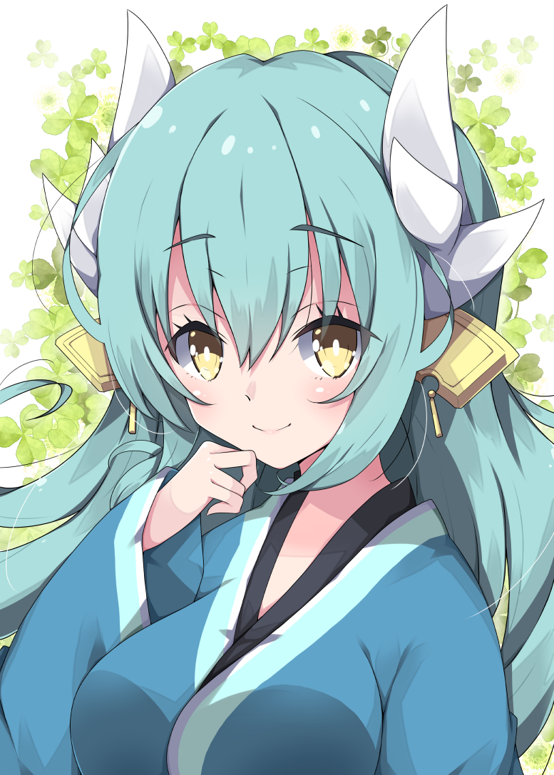 1girl bangs blue_kimono blush breasts brown_eyes closed_mouth clover commentary_request dragon_horns eyebrows_visible_through_hair fate/grand_order fate_(series) green_hair hair_between_eyes hand_up horns japanese_clothes kimono kiyohime_(fate/grand_order) long_sleeves looking_at_viewer medium_breasts milkpanda sleeves_past_wrists smile solo upper_body white_background wide_sleeves