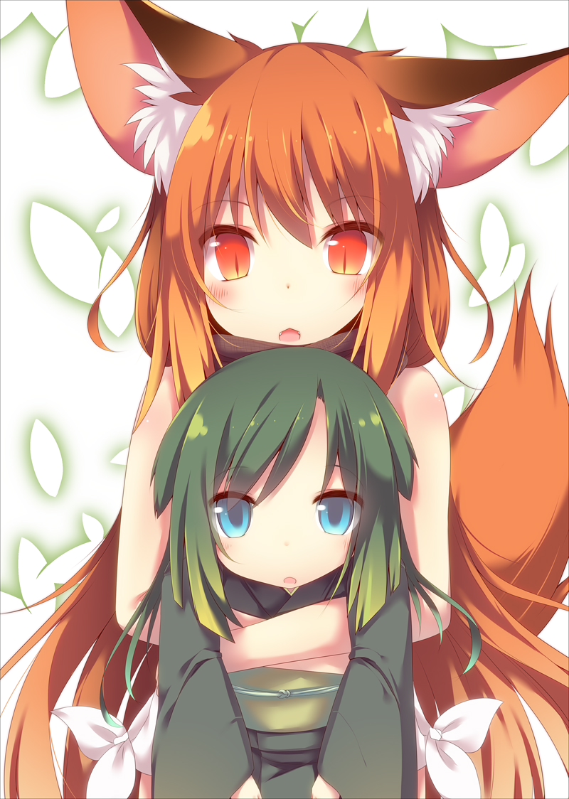 2girls animal_ear_fluff animal_ears bangs blue_eyes blush commentary_request daidai_ookami eyebrows_visible_through_hair fangs fox_ears fox_girl fox_tail green_hair green_kimono hair_between_eyes hug japanese_clothes kimono lifting_person long_hair long_sleeves multiple_girls obi open_mouth orange_eyes orange_hair original parted_lips sash slit_pupils tail tatari_korou very_long_hair