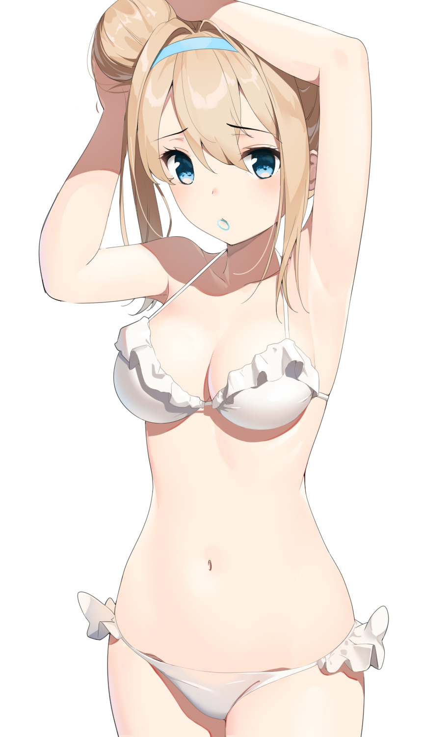 1girl armpits arms_up bangs bare_shoulders bikini blonde_hair blue_eyes blue_hairband blush breasts cleavage collarbone eyebrows_visible_through_hair frilled_bikini frills gin00 girls_frontline hair_between_eyes hair_bun hair_intakes hair_tie hairband halter_top halterneck highres looking_at_viewer medium_breasts mouth_hold navel simple_background solo standing suomi_kp31_(girls_frontline) swimsuit white_background white_bikini