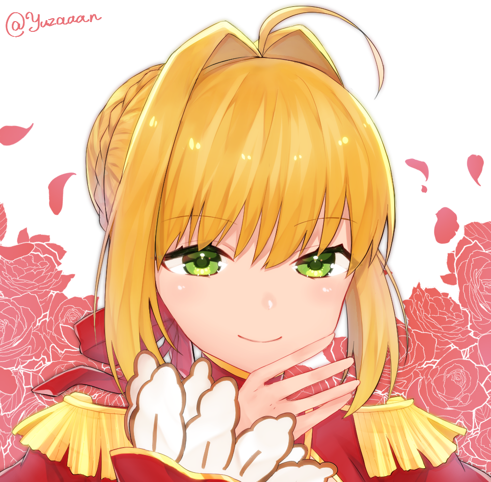 1girl ahoge arm_up bangs blonde_hair braid epaulettes eyebrows_visible_through_hair fate/grand_order fate_(series) floral_background flower french_braid green_eyes hair_between_eyes hair_intakes hand_on_own_chin high_collar long_sleeves looking_at_viewer nero_claudius_(fate) nero_claudius_(fate)_(all) petals red_flower red_rose rose short_hair smile solo twitter_username uniform upper_body white_background yuzuann