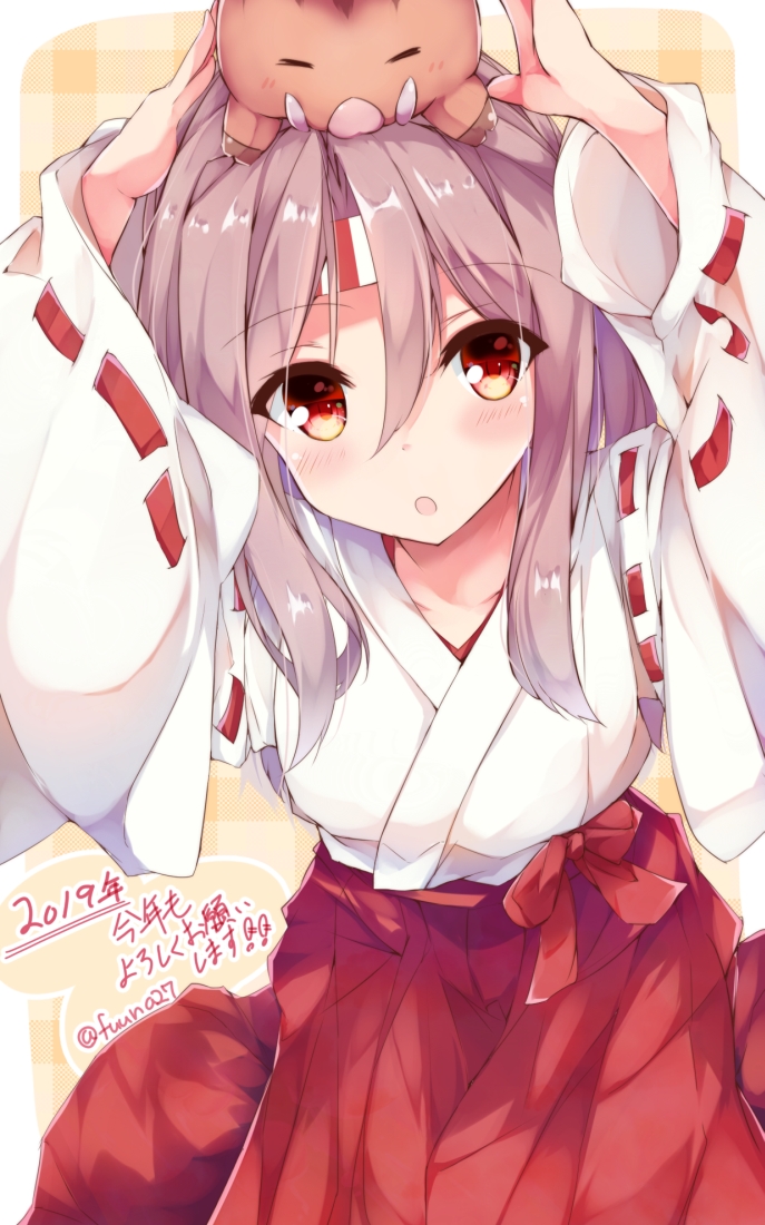 1girl 2019 :o animal animal_on_head arms_up bangs blush boar breasts brown_hair checkered checkered_background collarbone commentary_request cowboy_shot eyebrows_visible_through_hair fuuna hachimaki hair_between_eyes hakama headband japanese_clothes kantai_collection long_hair long_sleeves looking_at_viewer on_head parted_lips red_eyes red_hakama ribbon-trimmed_sleeves ribbon_trim shiny shiny_hair sidelocks small_breasts solo standing twitter_username wide_sleeves yellow_background zuihou_(kantai_collection)