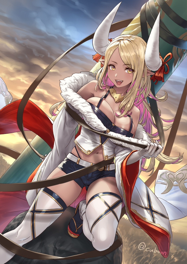 1girl bangs bare_shoulders belt blonde_hair blue_shorts blue_sky blush breasts cleavage clouds collarbone cuboon dark_skin draph elbow_gloves fur-trimmed_jacket fur_trim gloves granblue_fantasy horns jacket jewelry kuvira_(granblue_fantasy) large_breasts long_hair looking_at_viewer multicolored multicolored_hair multicolored_sky navel necklace off_shoulder open_mouth orange_sky pink_hair pointy_ears sandals short_shorts shorts sidelocks sky smile solo thigh-highs twitter_username underwear white_jacket wide_sleeves