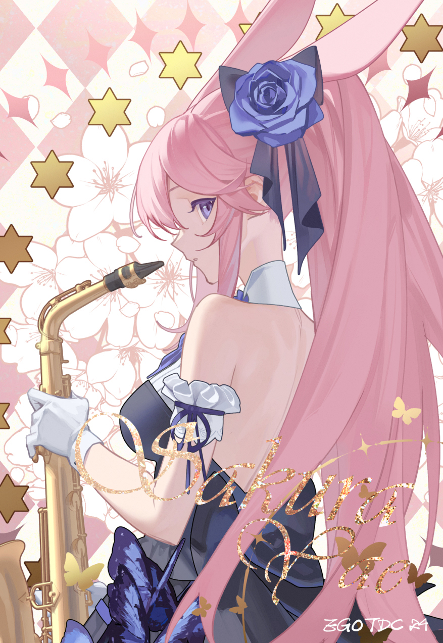 1girl argyle argyle_background artist_name backless_dress backless_outfit bangs bare_shoulders blue_dress character_name dress flower gloves hair_flower hair_ornament highres holding holding_instrument honkai_(series) honkai_impact_3rd instrument long_hair looking_at_viewer looking_back pink_hair ponytail purple_flower purple_rose rose saxophone solo sougishi_ego violet_eyes white_gloves yae_sakura yae_sakura_(goushinnso_memento)