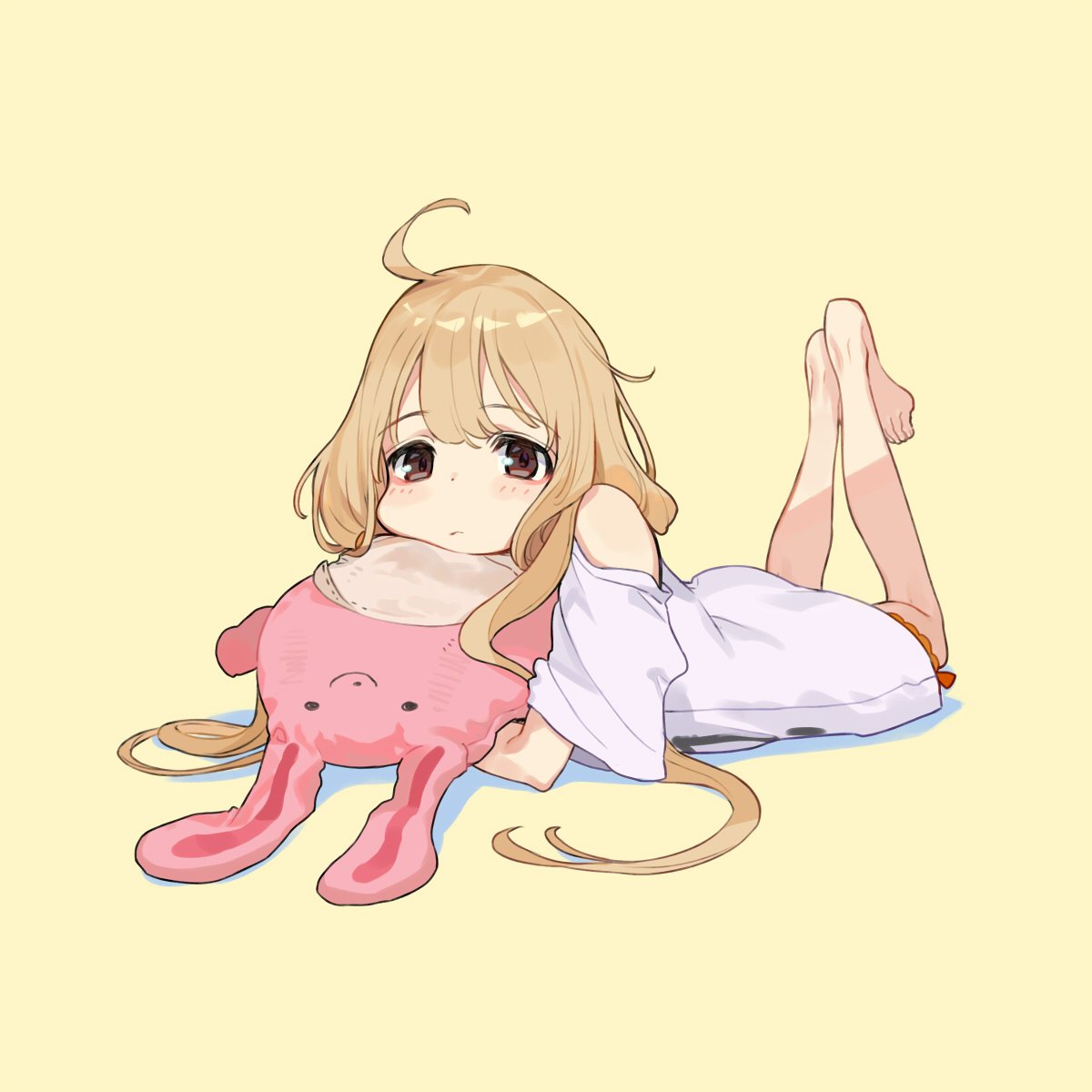1girl bangs barefoot blonde_hair blush brown_eyes expressionless feet feet_together futaba_anzu highres holding holding_stuffed_animal idolmaster idolmaster_cinderella_girls looking_at_viewer lying messy_hair on_stomach oversized_clothes rabbit shirt shorts simple_background solo stuffed_animal stuffed_toy t-shirt yuu_(higashi_no_penguin)