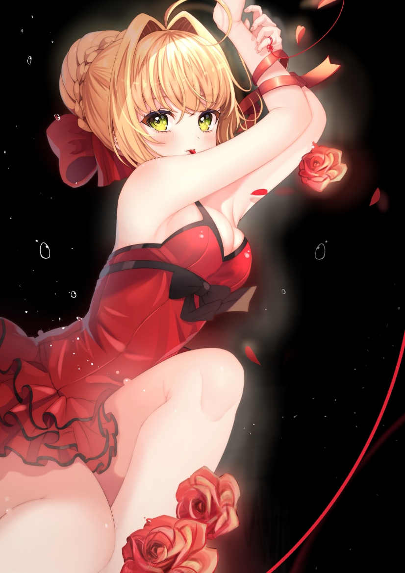 1girl ahoge armpits bare_legs black_background black_bow blonde_hair bow braid breasts chinese_commentary cleavage dress fate/extra fate_(series) flower green_eyes hair_bow hair_bun hair_intakes medium_breasts modern_costume_of_crimson mouth_hold nero_claudius_(fate) nero_claudius_(fate)_(all) petals red_bow red_dress red_flower red_ribbon red_rose ribbon rose short_hair simple_background solo weizhi