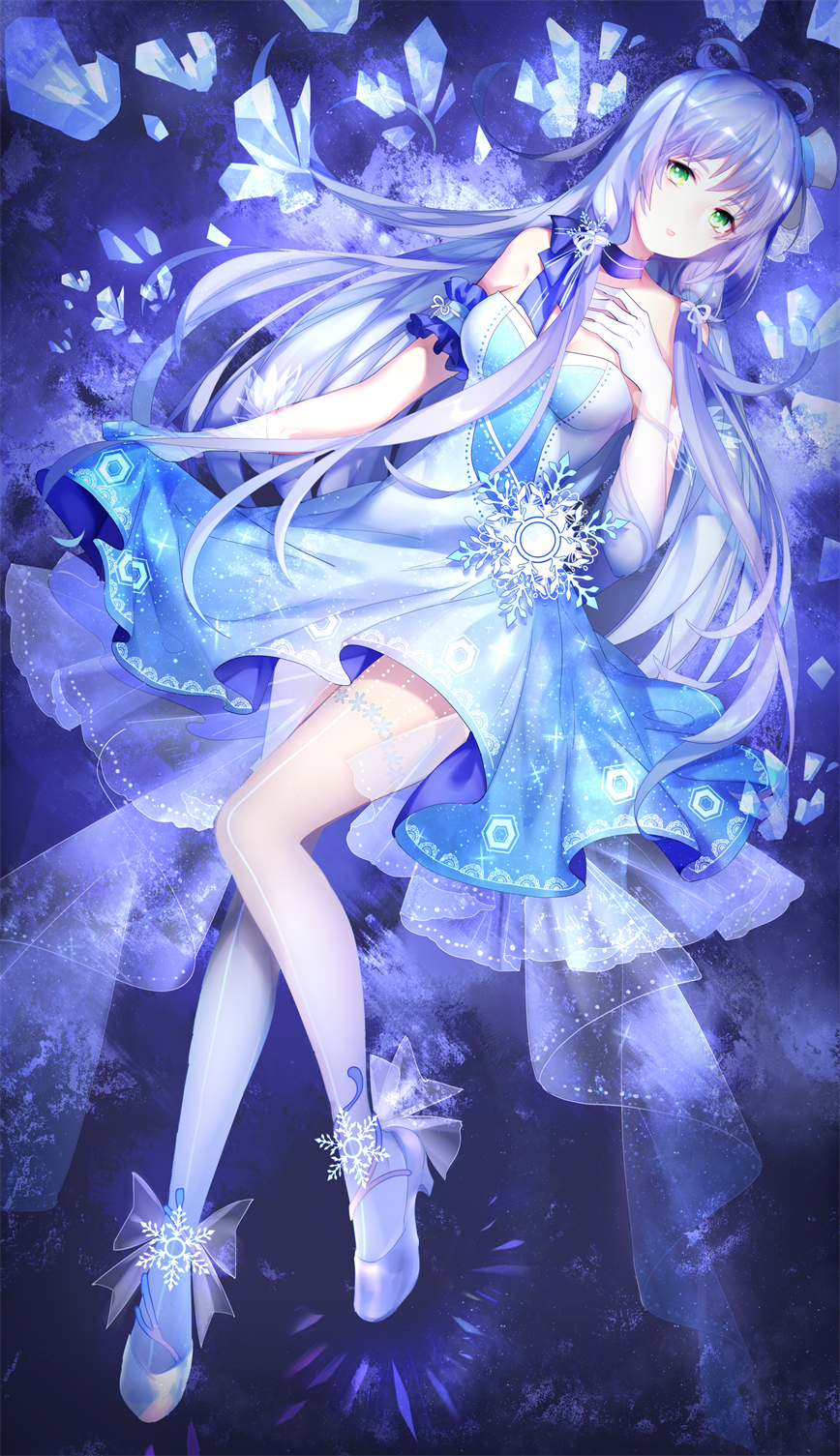 1girl ankle_bow ankle_ribbon blue_dress blue_hair blue_ribbon bow breasts choker dress from_above full_body green_eyes highres long_hair looking_at_viewer luo_tianyi lying medium_breasts on_back open_mouth print_dress ribbon ribbon_choker shiny shiny_hair short_dress skirt_hold sleeveless sleeveless_dress snowflakes solo striped striped_dress tied_hair very_long_hair vocaloid yu_jiu