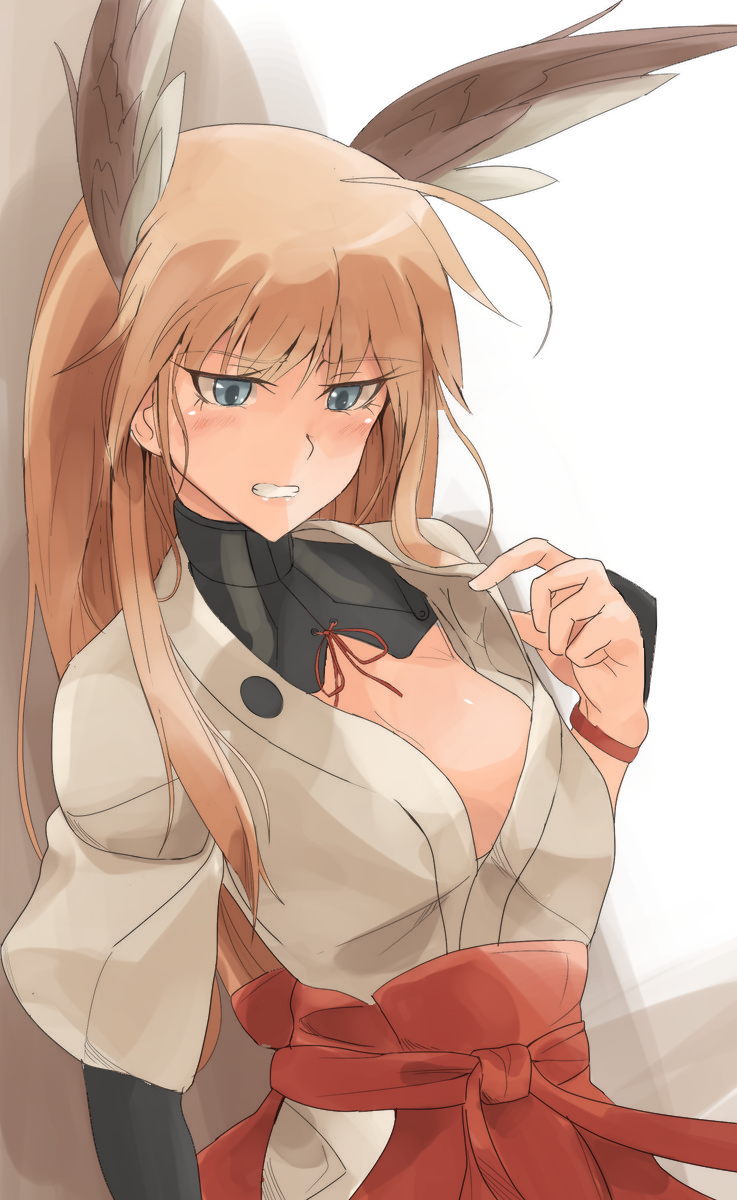 1girl ahoge alternate_costume blonde_hair blue_eyes blush breasts cleavage hakama hanna-justina_marseille head_wings highres japanese_clothes long_hair medium_breasts omuretsu_daihyakka solo strike_witches world_witches_series