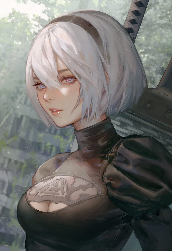 1girl black_dress black_hairband blue_eyes breasts cleavage cleavage_cutout dress feather-trimmed_sleeves grin hair_between_eyes hairband jiayue_wu juliet_sleeves katana long_sleeves looking_at_viewer medium_breasts mole mole_under_mouth nier_(series) nier_automata puffy_sleeves short_hair silver_hair smile sword sword_behind_back weapon yorha_no._2_type_b