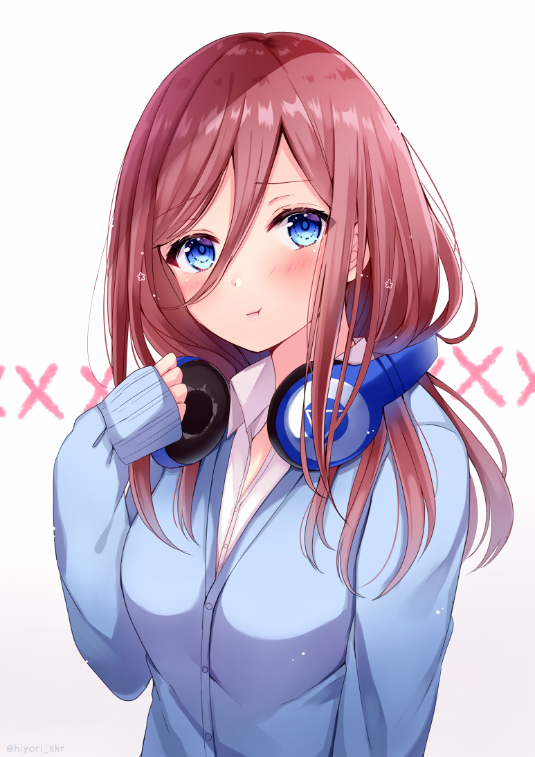 1girl :t bangs blue_cardigan blue_eyes blush brown_hair cardigan closed_mouth collared_shirt commentary_request eyebrows_visible_through_hair go-toubun_no_hanayome gradient gradient_background grey_background hair_between_eyes hand_up head_tilt headphones headphones_around_neck long_hair long_sleeves looking_at_viewer nakano_miku pout sakura_hiyori shirt sleeves_past_wrists solo upper_body white_background white_shirt