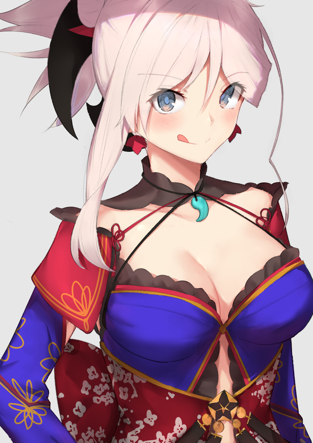 1girl bangs blue_eyes blush breasts center_opening cleavage closed_mouth earrings eyebrows_visible_through_hair fate/grand_order fate_(series) grey_background highres japanese_clothes jewelry long_hair long_sleeves looking_at_viewer magatama medium_breasts miyamoto_musashi_(fate/grand_order) parted_bangs pink_hair ponytail reuri_(tjux4555) simple_background single_sidelock smile solo upper_body