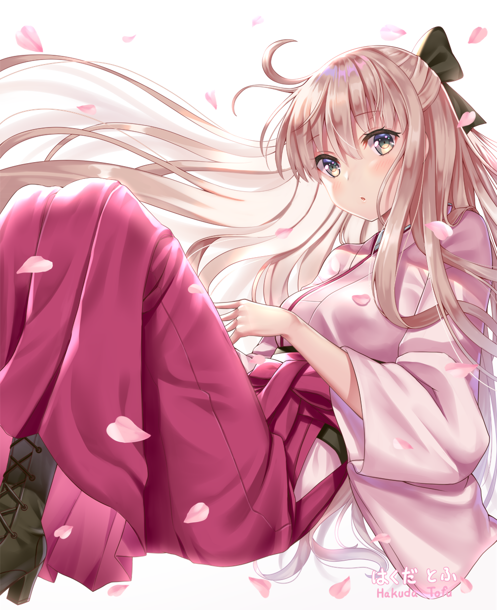 1girl ahoge artist_name black_footwear black_ribbon boots breasts brown_hair commentary_request fate/grand_order fate_(series) floating_hair grey_eyes hair_between_eyes hair_ribbon hakama hakuda_tofu half_updo highres hip_vent japanese_clothes kimono knees_up long_hair long_sleeves looking_at_viewer medium_breasts okita_souji_(fate) okita_souji_(fate)_(all) parted_lips petals pink_hakama pink_kimono ribbon sidelocks simple_background solo very_long_hair white_background wide_sleeves