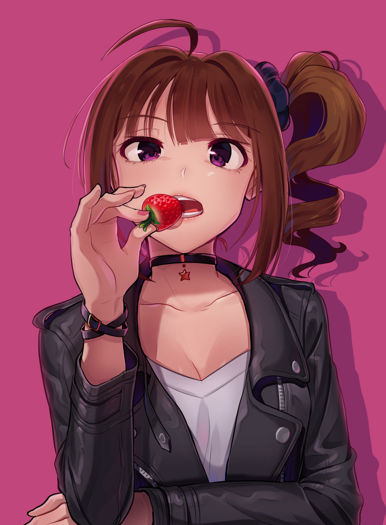 1girl ahoge arm_up black_jacket bracelet breasts choker cleavage collarbone drill_hair eyebrows_visible_through_hair food fruit holding holding_food idolmaster idolmaster_million_live! jacket jewelry kamille_(vcx68) large_breasts leather leather_jacket long_sleeves looking_at_viewer open_mouth pink_background scrunchie shirt short_hair side_drill simple_background solo star star_choker strawberry teeth upper_body white_shirt yokoyama_nao