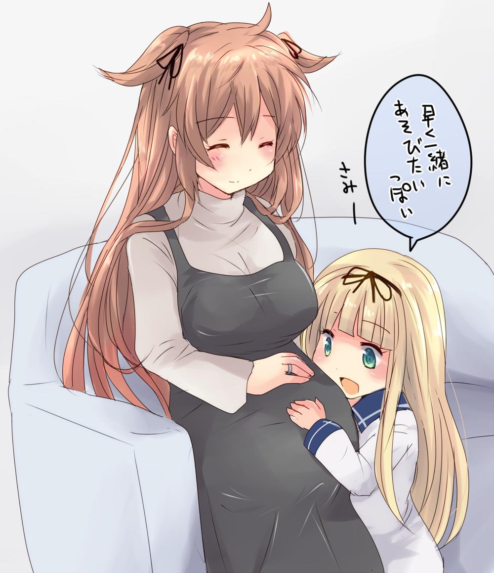 2girls age_difference ahoge apron blonde_hair blush breasts closed_mouth couch eyebrows_visible_through_hair green_eyes grey_apron grey_shirt hair_flaps hair_tie hand_on_own_stomach height_difference hirune_(konekonelkk) indoors jewelry kantai_collection large_breasts long_hair long_sleeves multiple_girls murasame_(kantai_collection) older open_mouth pregnant ring shirt sitting translated two_side_up very_long_hair wedding_ring younger yuudachi_(kantai_collection)