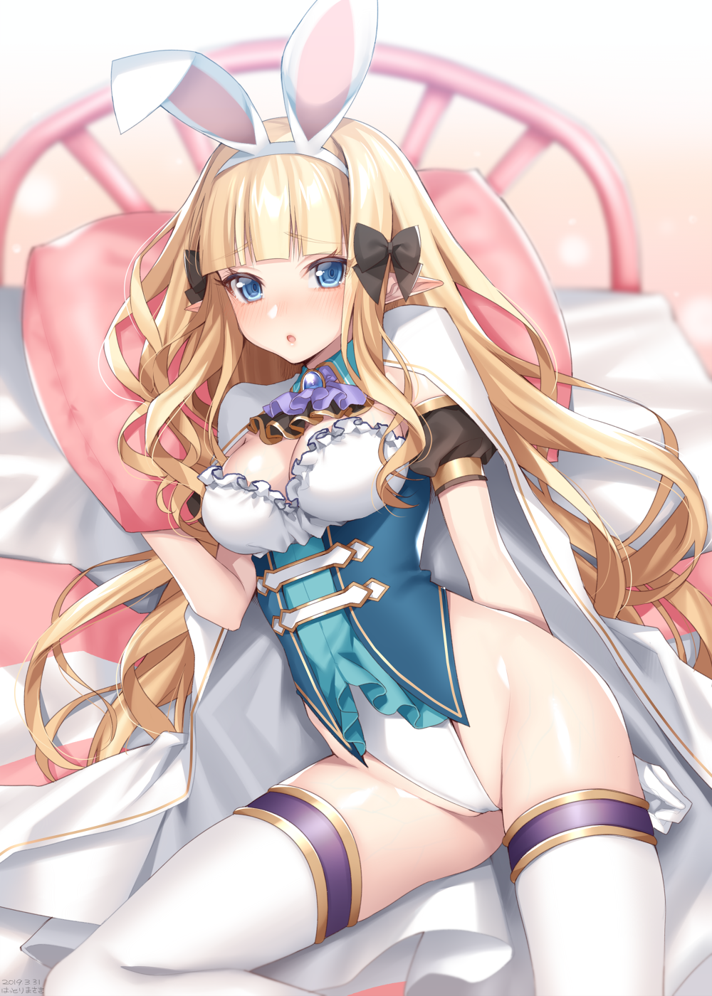 1girl ;o animal_ears artist_name bangs bed blonde_hair blue_eyes blunt_bangs blush bow breasts brooch cape elf eyebrows_visible_through_hair frills gem gloves hair_bow hattori_masaki highres jewelry long_hair looking_at_viewer medium_breasts one_eye_closed open_mouth pillow pointy_ears princess_connect! princess_connect!_re:dive rabbit_ears sasaki_saren sleeveless solo strapless wavy_hair white_legwear