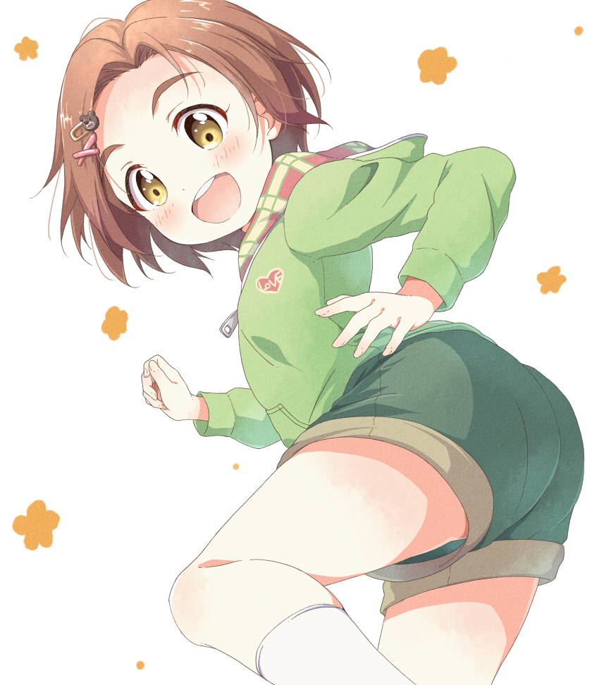 1girl blush brown_eyes brown_hair green_shirt green_shorts hair_ornament hairclip idolmaster idolmaster_cinderella_girls kneehighs looking_at_viewer open_mouth ryuuzaki_kaoru shirt short_hair shorts simple_background smile solo standing standing_on_one_leg toma_(shinozaki) white_background white_legwear zipper