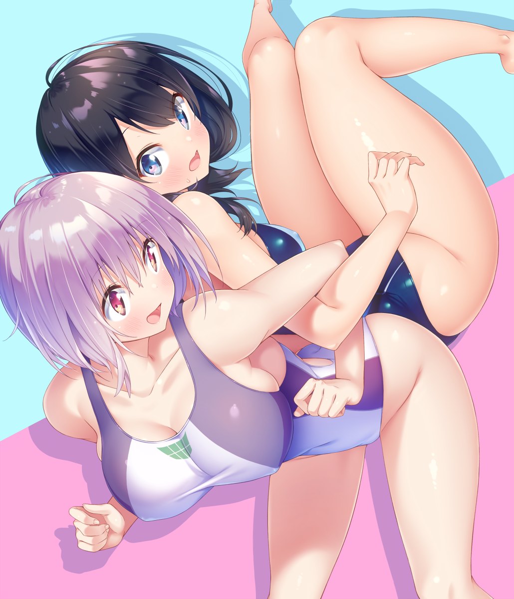 2girls :d aqua_background back-to-back bare_arms bare_legs bare_shoulders barefoot bent_over black_hair blue_eyes blush breasts cleavage collarbone commentary competition_swimsuit eyes_visible_through_hair highres ichi_makoto large_breasts lavender_hair locked_arms medium_hair multiple_girls one-piece_swimsuit open_mouth pink_background red_eyes shinjou_akane short_hair simple_background smile ssss.gridman swimsuit takarada_rikka thighs