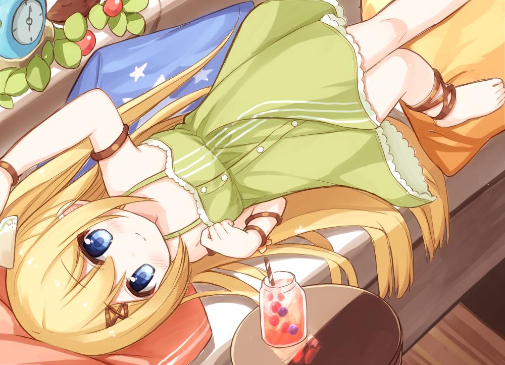 1girl arm_up bangs bare_shoulders barefoot blonde_hair blue_eyes blush breasts clock closed_mouth commentary_request couch dress drink drinking_straw eyebrows_visible_through_hair green_dress hair_between_eyes hair_ornament hairclip hand_up long_hair lying on_back on_couch original sleeveless sleeveless_dress small_breasts smile solo table very_long_hair wooden_floor yuuhagi_(amaretto-no-natsu)