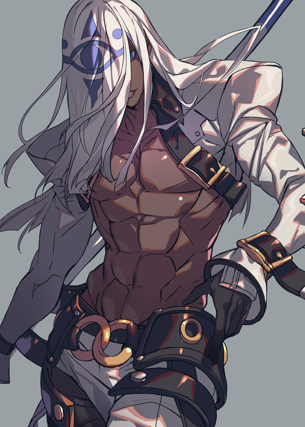 1boy abs belt black_gloves blue_eyes buckle collarbone dark_skin dark_skinned_male gloves grey_background guilty_gear hachizowo hair_over_one_eye highres holding holding_weapon long_hair male_focus muscle parted_lips simple_background solo venom_(guilty_gear) weapon white_hair