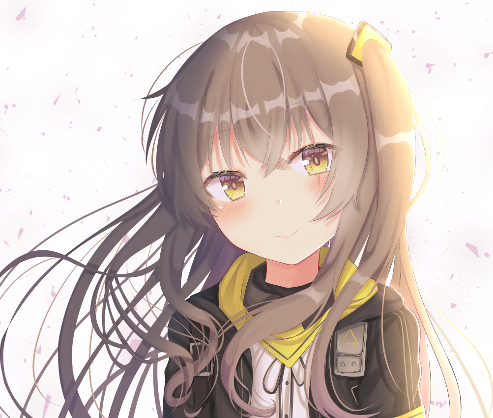1girl :&gt; abstract_background arms_at_sides black_jacket blush brown_hair commentary_request eyebrows_visible_through_hair girls_frontline hair_between_eyes hair_ornament head_tilt jacket long_hair looking_at_viewer nibosisuzu scar scar_across_eye shiny shiny_hair shirt side_ponytail sidelighting smile solo standing ump45_(girls_frontline) upper_body very_long_hair white_background white_shirt yellow_eyes