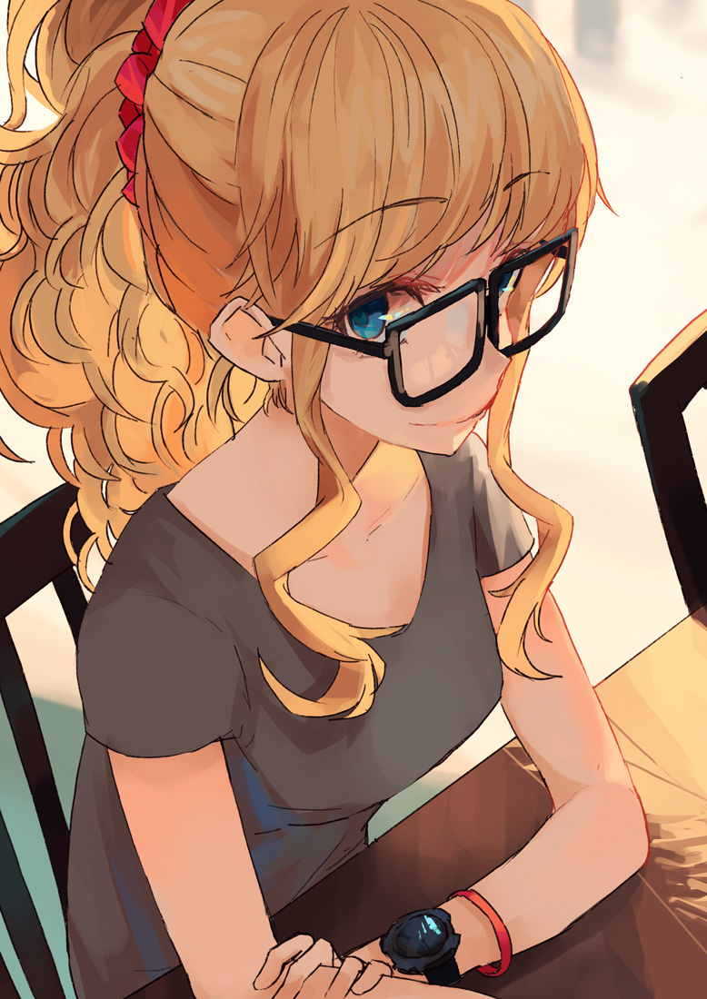 1girl ahoge bangs blonde_hair blue_eyes chair collarbone commentary_request eyebrows_visible_through_hair from_above glasses grey_shirt hair_ornament hair_scrunchie idolmaster idolmaster_cinderella_girls long_hair looking_at_viewer ootsuki_yui red_scrunchie sawarakajin scrunchie shirt sitting solo table watch watch wavy_hair wristband