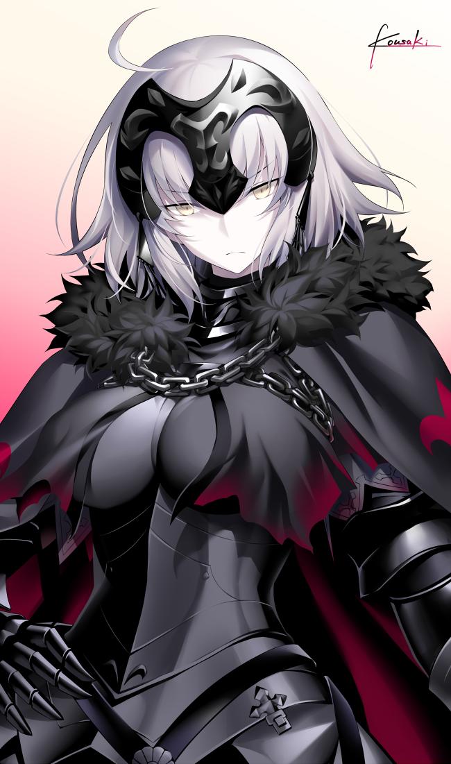 1girl ahoge armor armored_dress bangs black_cape black_dress breasts cape cowboy_shot dress eyebrows_visible_through_hair fate/apocrypha fate_(series) fur-trimmed_cape fur_collar fur_trim gauntlets gradient gradient_background hand_on_hip headpiece jeanne_d'arc_(alter)_(fate) jeanne_d'arc_(fate) jeanne_d'arc_(fate)_(all) kousaki_rui large_breasts looking_at_viewer short_hair signature silver_hair solo tsurime yellow_eyes