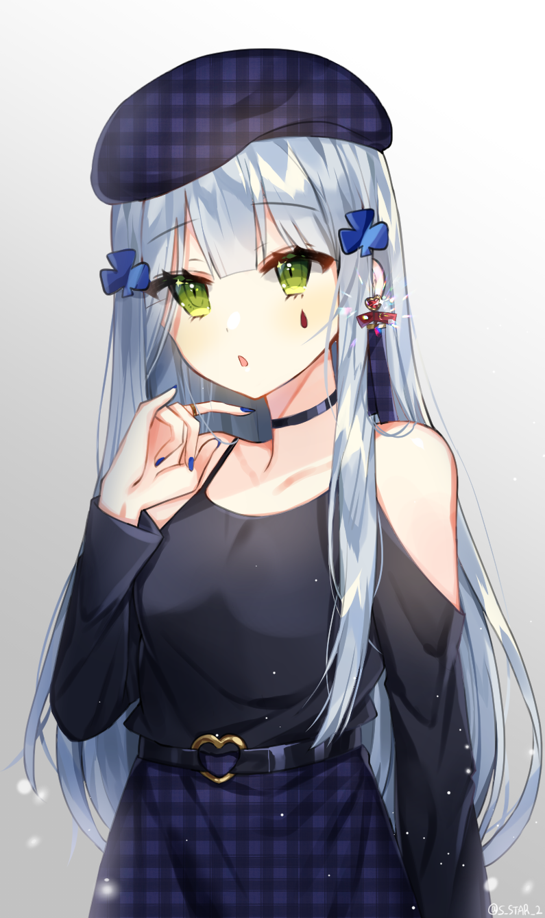 1girl alternate_costume belt beret casual choker earrings eyebrows_visible_through_hair girls_frontline green_eyes hat highres hk416_(girls_frontline) jewelry long_hair nail_polish pleated_skirt silver_hair skirt solo user_uyfr2275