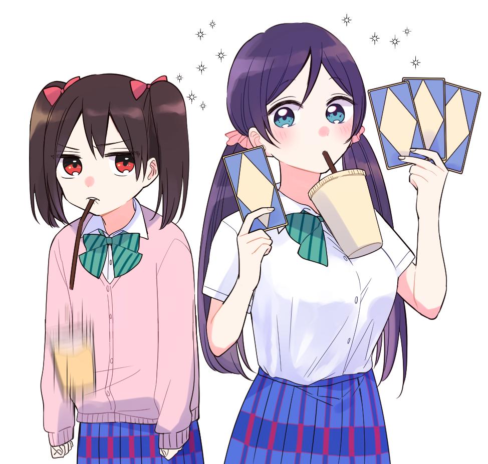 2girls anno_(sakana32929) black_hair breast_envy bubble_tea_challenge card green_eyes love_live! love_live!_school_idol_project multiple_girls otonokizaka_school_uniform purple_hair red_eyes school_uniform toujou_nozomi twintails yazawa_nico