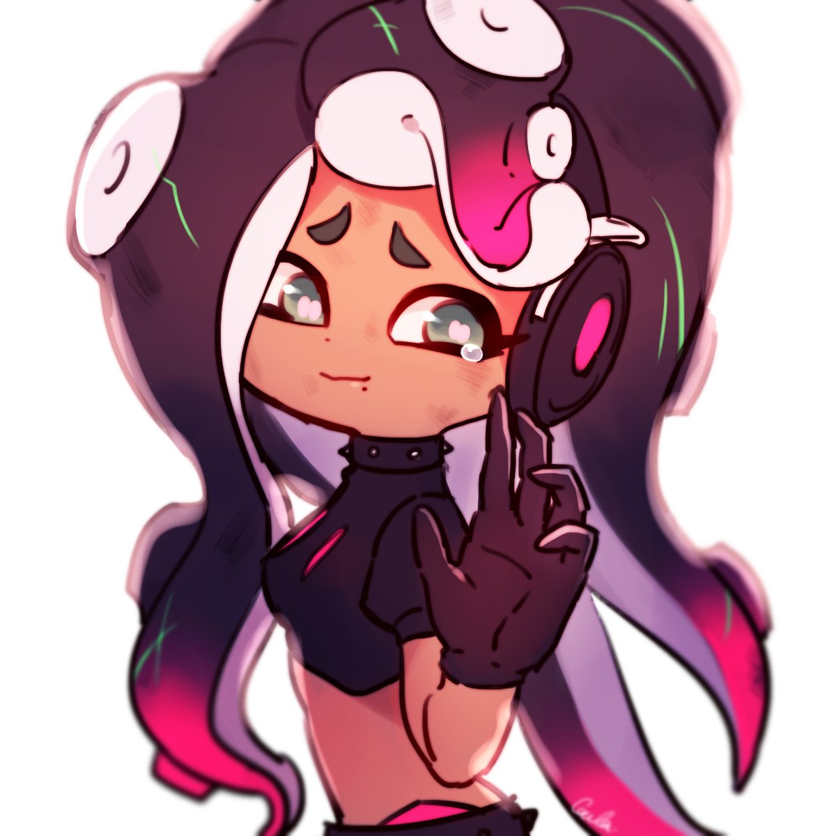 1girl aori_(splatoon) aori_(splatoon)_(cosplay) artist_name black_collar black_gloves black_hair black_shirt black_shorts cephalopod_eyes closed_mouth collar commentary cosplay coula_cat crop_top dark_skin from_side gloves gradient_hair green_eyes green_hair headphones highres iida_(splatoon) long_hair looking_at_viewer makeup mascara multicolored multicolored_hair multicolored_skin octarian pink_pupils purple_hair shirt short_sleeves shorts signature simple_background smile solo spiked_collar spikes splatoon_(series) splatoon_2 standing suction_cups tearing_up upper_body waving white_background