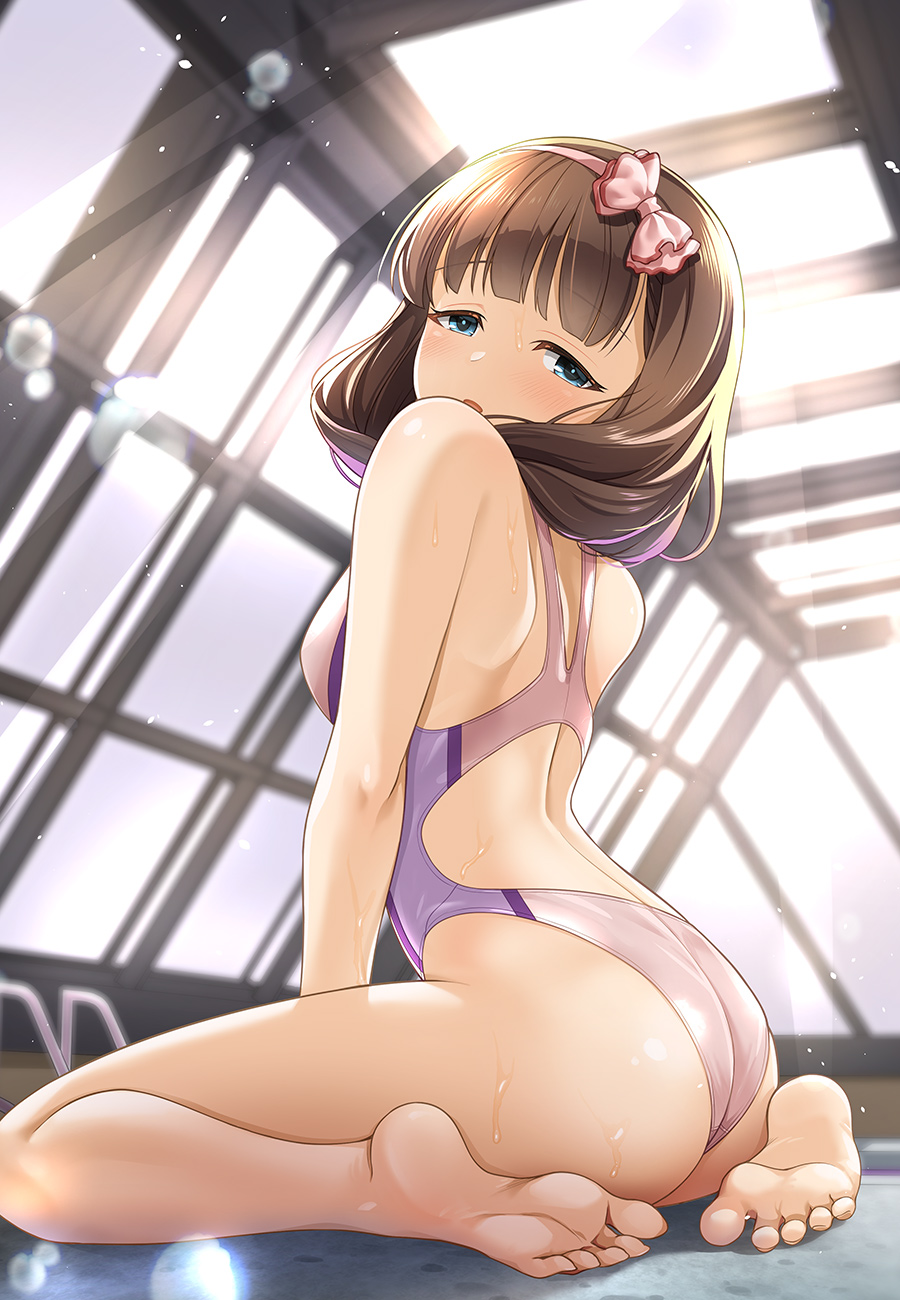 1girl alternate_costume ass back bangs bare_shoulders blue_eyes blush breasts brown_hair commentary_request competition_swimsuit eyebrows_visible_through_hair full_body hairband highleg highleg_swimsuit highres idolmaster idolmaster_cinderella_girls kazu legs looking_at_viewer medium_breasts one-piece_swimsuit pool pool_ladder poolside rei_no_pool sakuma_mayu short_hair sitting solo sunlight swimsuit thighs wariza water wet