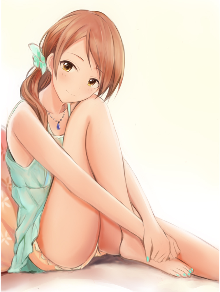 1girl aqua_nails aqua_shirt ass bare_arms bare_legs bare_shoulders barefoot brown_eyes camisole closed_mouth collarbone feet hair_ornament hair_over_shoulder head_tilt houjou_karen idolmaster idolmaster_cinderella_girls jewelry knee_up leg_hug long_hair looking_at_viewer nannacy7 necklace orange_hair shirt short_shorts shorts sidelocks sitting sleeveless sleeveless_shirt smile solo thighs yellow_shorts