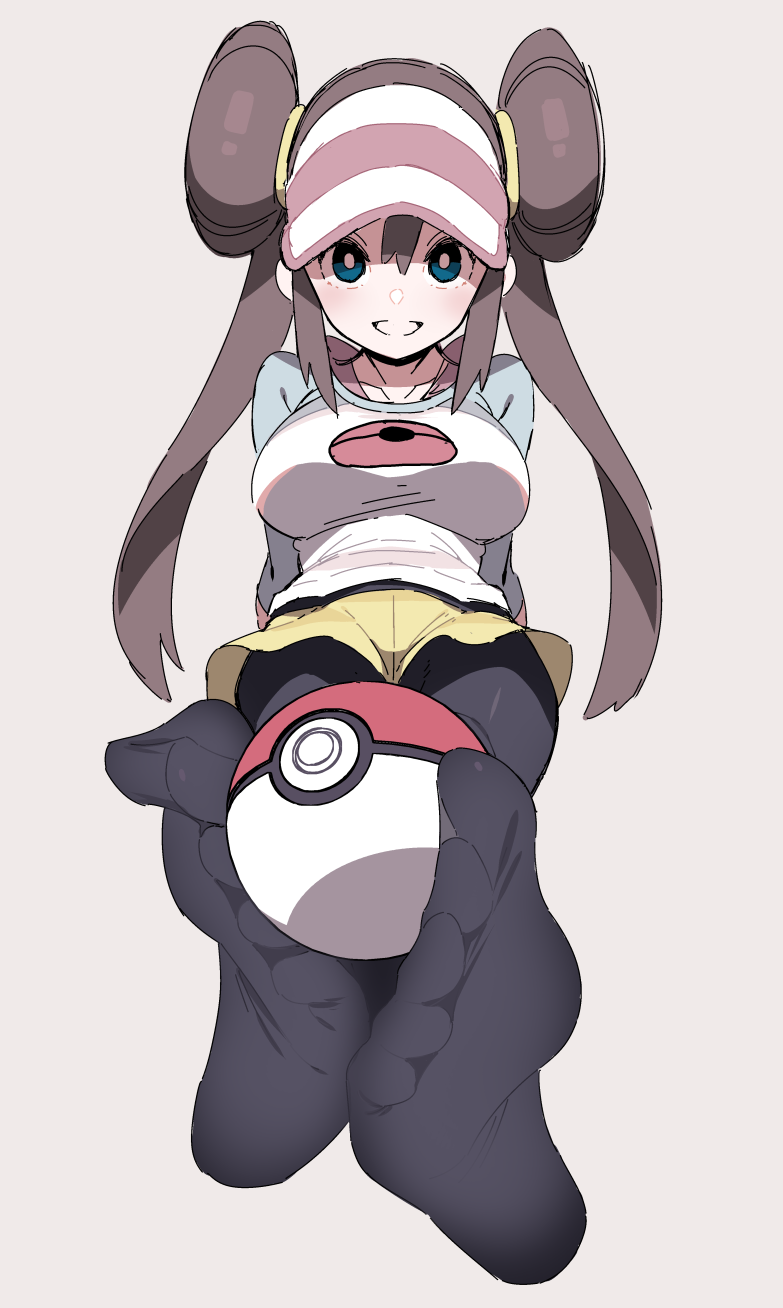 1girl bane_(haibanemumi) black_legwear blue_eyes blue_shirt breasts brown_hair double_bun feet foot_hold grin highres holding holding_poke_ball impossible_clothes impossible_shirt large_breasts long_hair long_sleeves looking_at_viewer mei_(pokemon) multicolored_shirt pantyhose poke_ball poke_ball_symbol pokemon pokemon_(game) pokemon_bw2 raglan_sleeves shirt shorts smile solo visor_cap white_shirt yellow_shorts