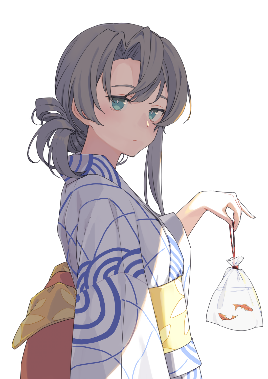1girl asymmetrical_hair bangs blue_eyes commentary_request fish flipped_hair from_side goldfish highres japanese_clothes kantai_collection kimono looking_at_viewer nowaki_(kantai_collection) silver_hair simple_background solo swept_bangs ueno_(sakumogu-029) upper_body white_background yukata