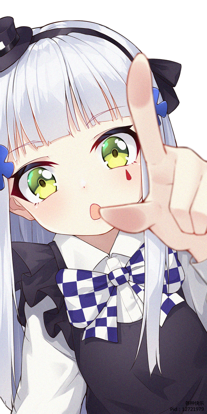 1girl alternate_costume bangs bow checkered checkered_bow commentary_request facial_mark ge_zhong_kuaile girls_frontline green_eyes hair_ornament hairband hat highres hk416_(girls_frontline) long_hair long_sleeves looking_at_viewer mini_hat open_mouth phone_wallpaper silver_hair simple_background solo upper_body white_background