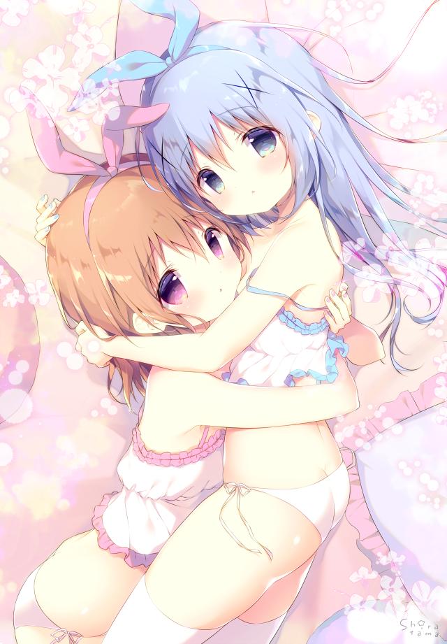 2girls bangs bare_arms bare_shoulders blue_eyes blue_hair blue_hairband blue_ribbon blush brown_hair commentary_request eyebrows_visible_through_hair fingernails gochuumon_wa_usagi_desu_ka? hair_between_eyes hair_ornament hair_ribbon hairband hoto_cocoa hug kafuu_chino long_hair multiple_girls panties pink_hairband pink_panties pink_ribbon ribbon shiratama_(shiratamaco) side-tie_panties strap_slip thigh-highs underwear underwear_only violet_eyes white_camisole white_legwear white_panties x_hair_ornament