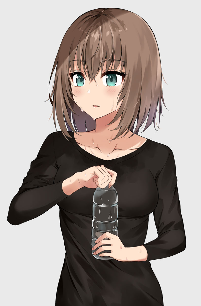 1girl aqua_eyes asato_(fadeless) bang_dream! bangs black_shirt bottle brown_hair collarbone commentary_request grey_background highres holding holding_bottle long_sleeves medium_hair open_mouth shirt simple_background solo sweat upper_body water_bottle yamato_maya